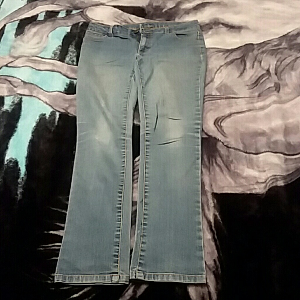Women's blue jeans